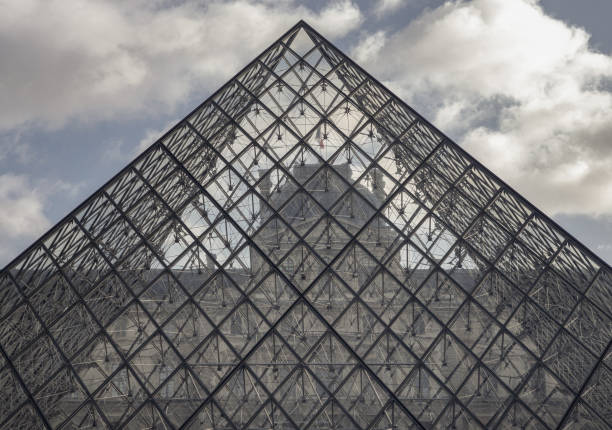 Le vol du Louvre : une adresse silencieuse